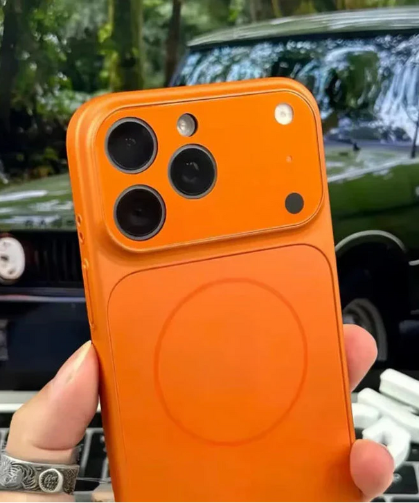 Solar Flare MagSafe Case