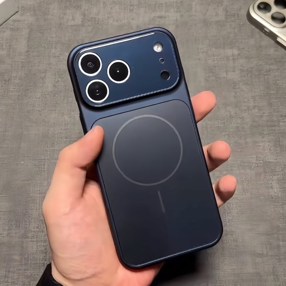 Solar Flare MagSafe Case